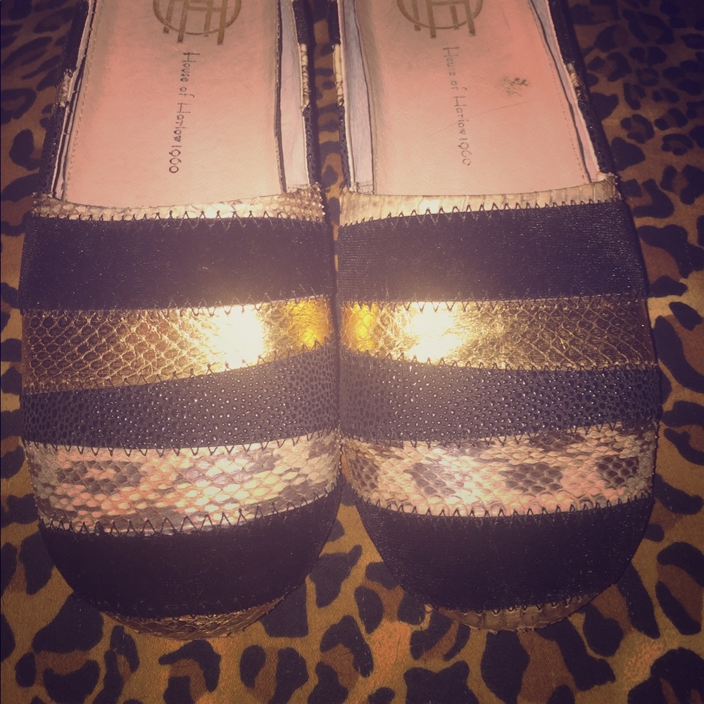 House of Harlow flats 7.5