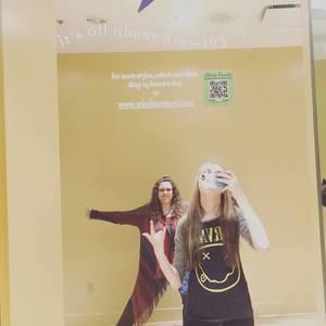 Meet your Posher, Samantha