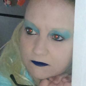 Meet your Posher, Toni