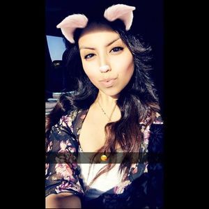 Meet your Posher, Angie