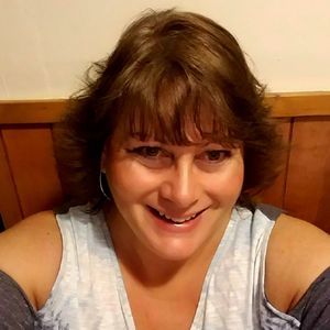 Meet your Posher, Elena