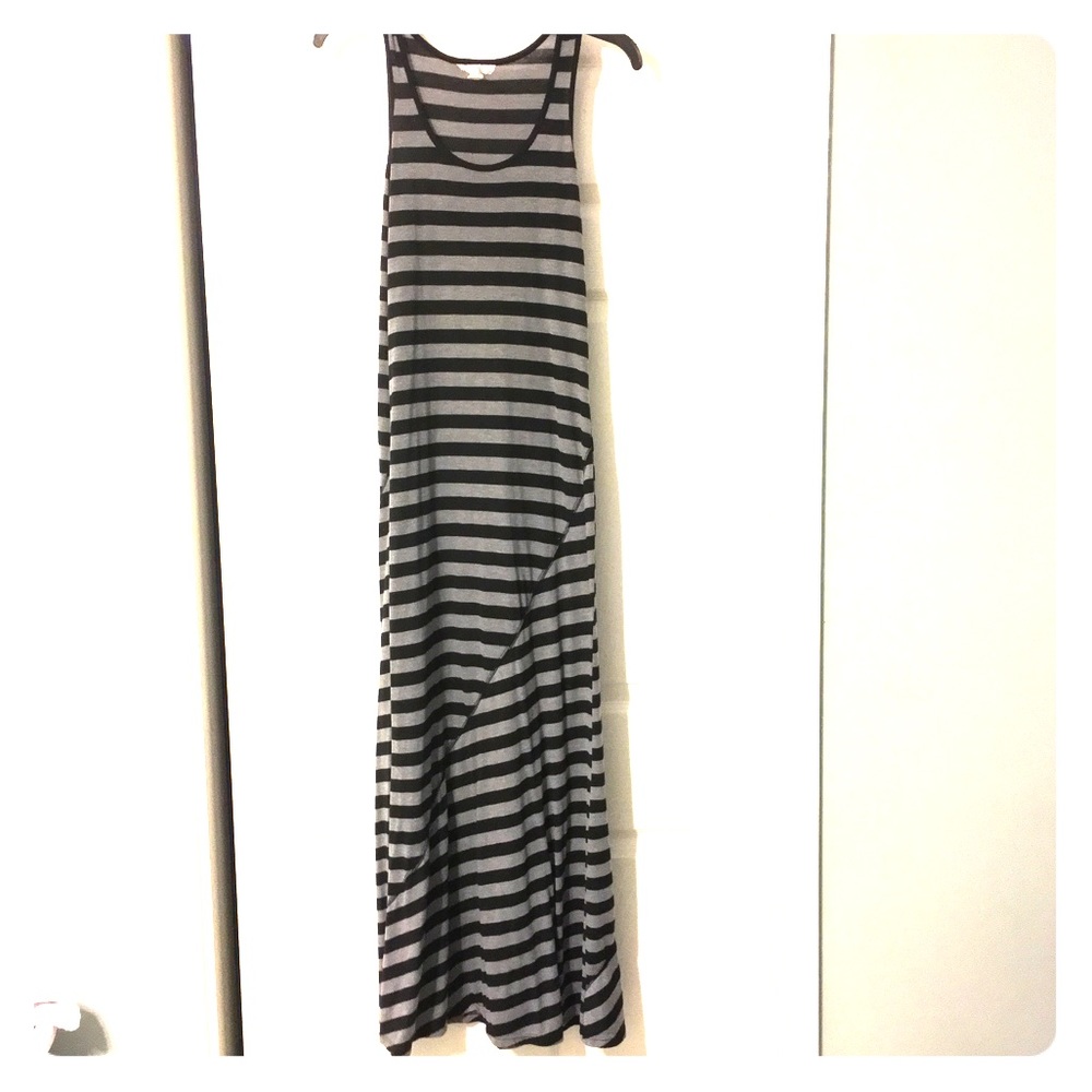 Juniors (L) long striped maxi dress-MUST BUNDLE