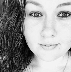 Meet your Posher, Brandi