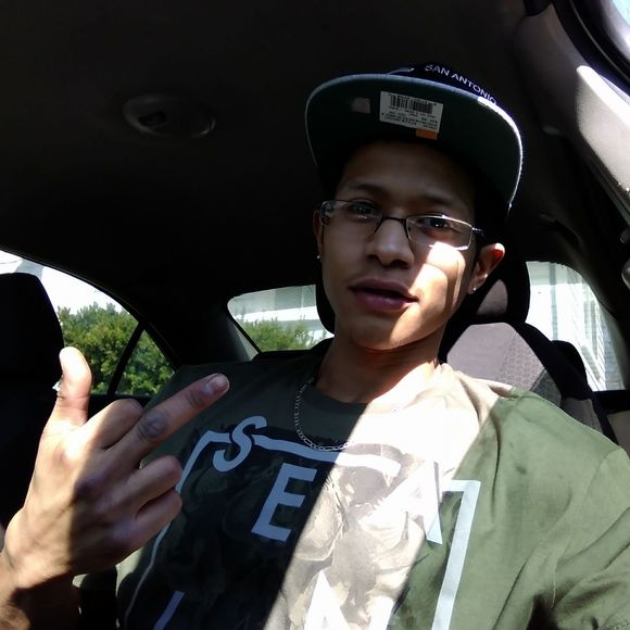 Meet your Posher, Tyrone - Picture 1 of 1