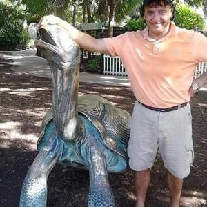 Meet your Posher, Raul