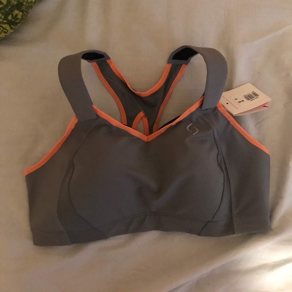 38D Moving Comfort Sports Bra