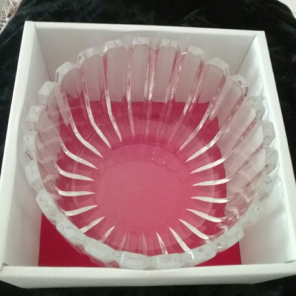 New MIKASA Crystal Bowel 7 - Picture 2 of 4