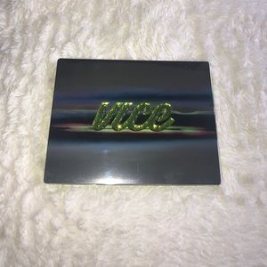 Urban Decay Vice Eyeshadow Palette