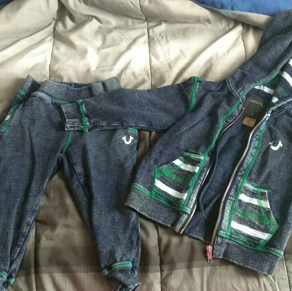 Toddler true religion out fit