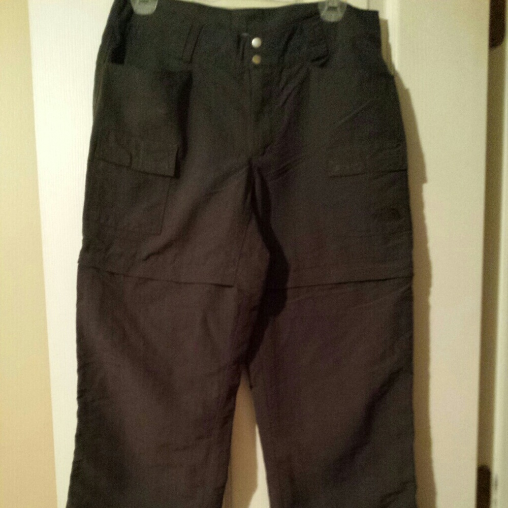 THE NORTH FACE CONVERTIBLES- SIZE 8