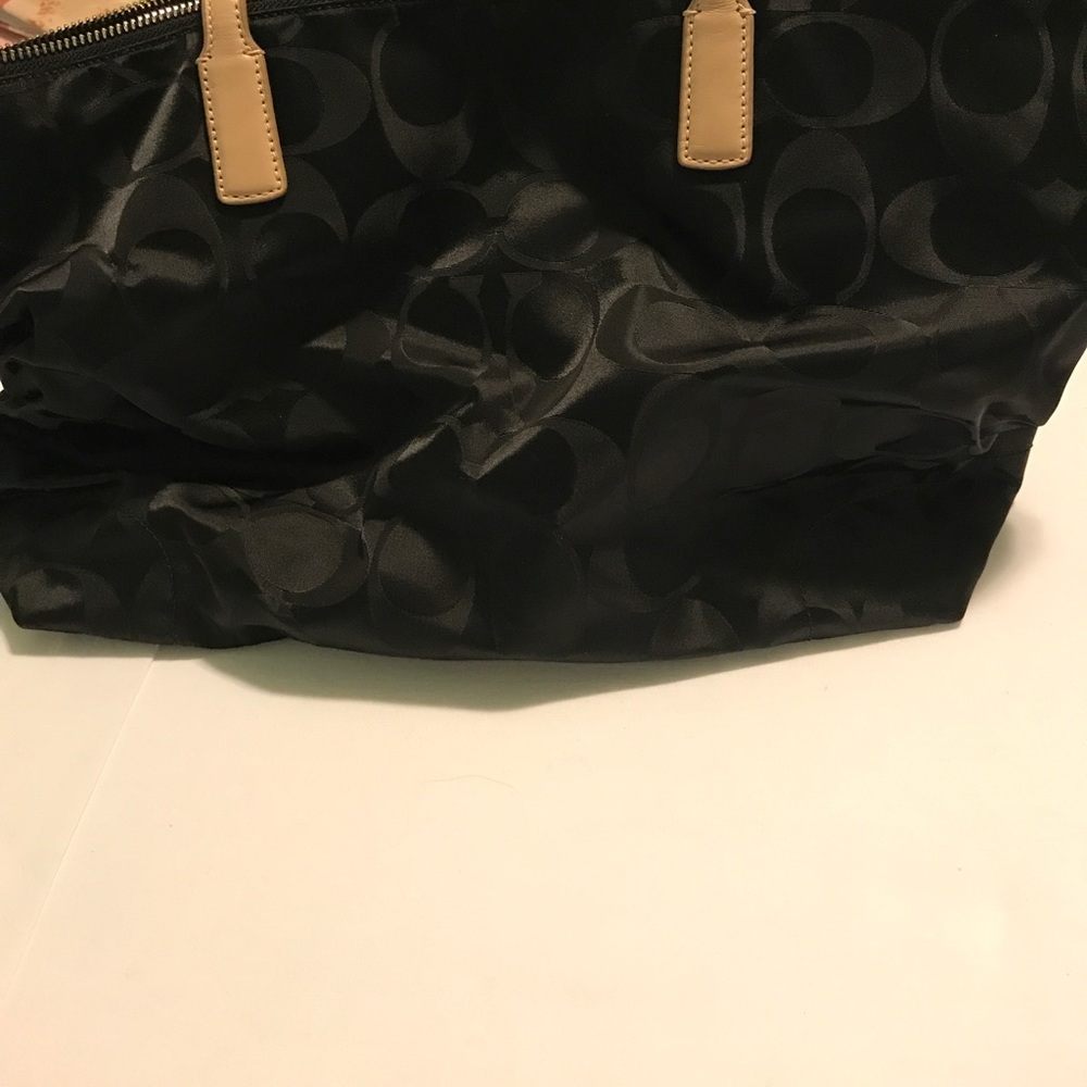 Purse - Picture 2 of 4