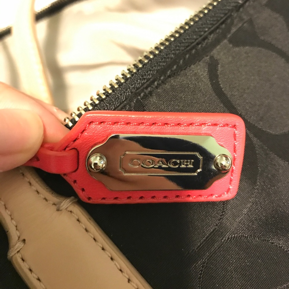 Purse - Picture 4 of 4