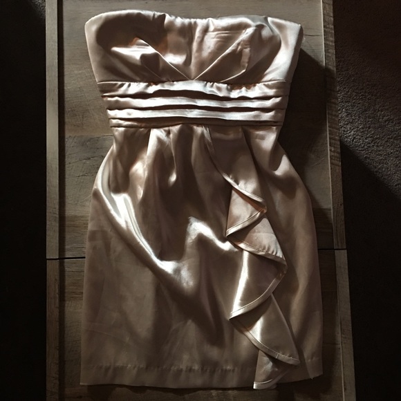 Macy's Sequin Hearts 3 Champagne Satin Like Dress - Picture 1 of 4