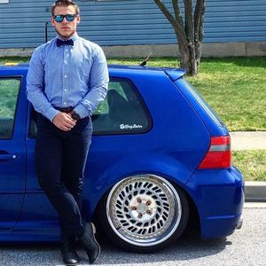 Meet your Posher, Adam