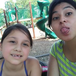 Meet your Posher, Vivian