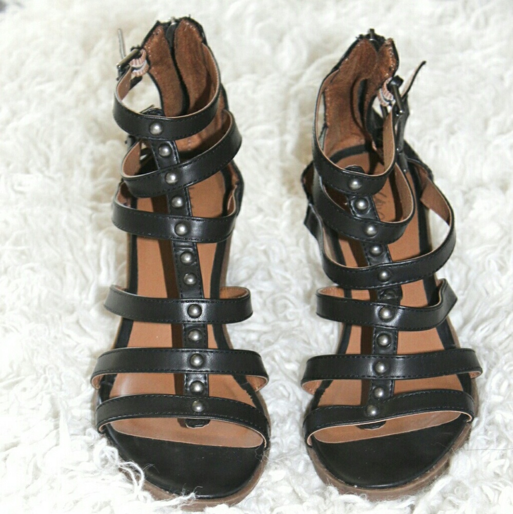 Black Mossimo casual block heel sandal