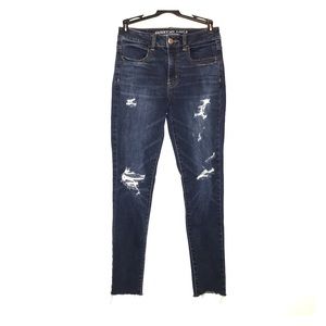 Distressed Hi-Rise Jeggings