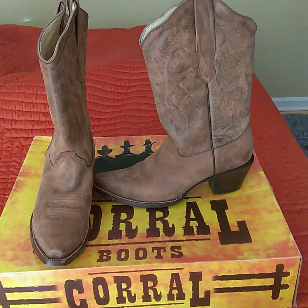 Corral Cowboy Boots