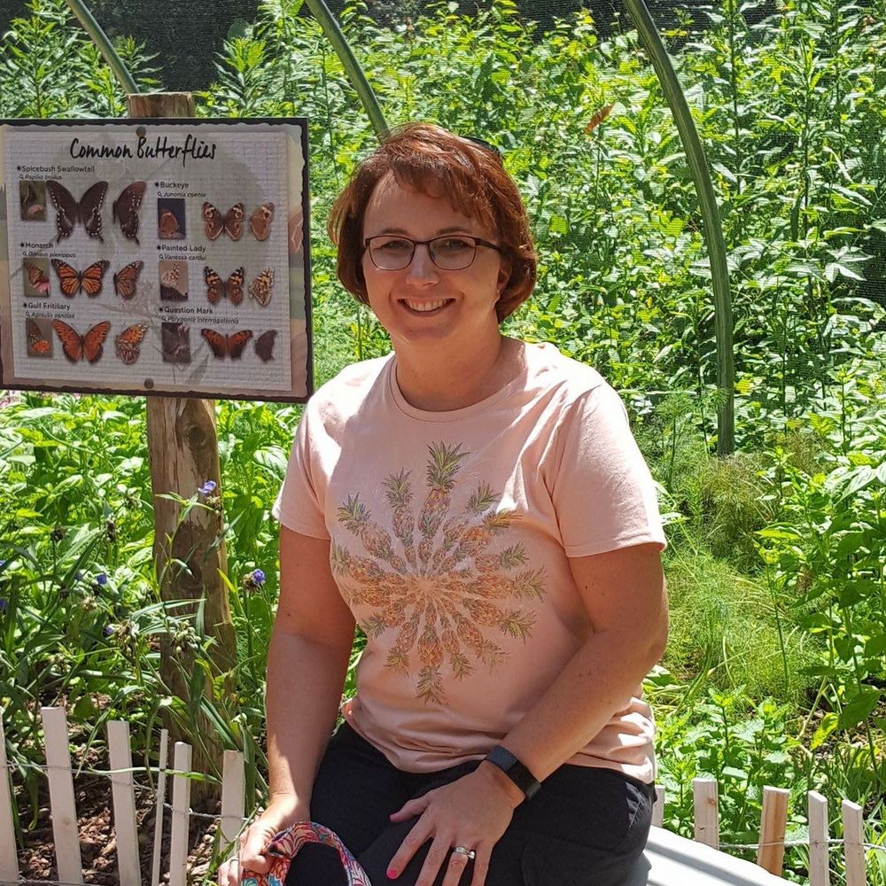 Meet your Posher, Dena