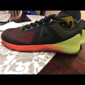 Reebok nano citrus. Size 5 in boys.