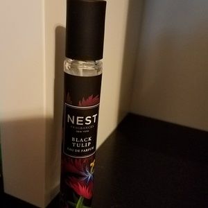 NEST - Black Tulip Rollerball Fragrance