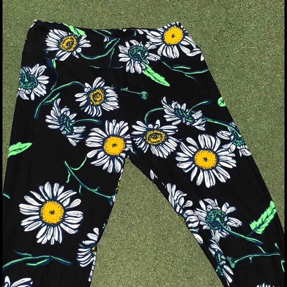 LuLaRoe OS Leggings Daisy Print