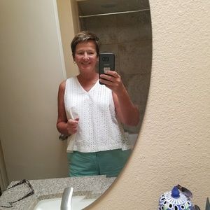 Meet your Posher, Lynn