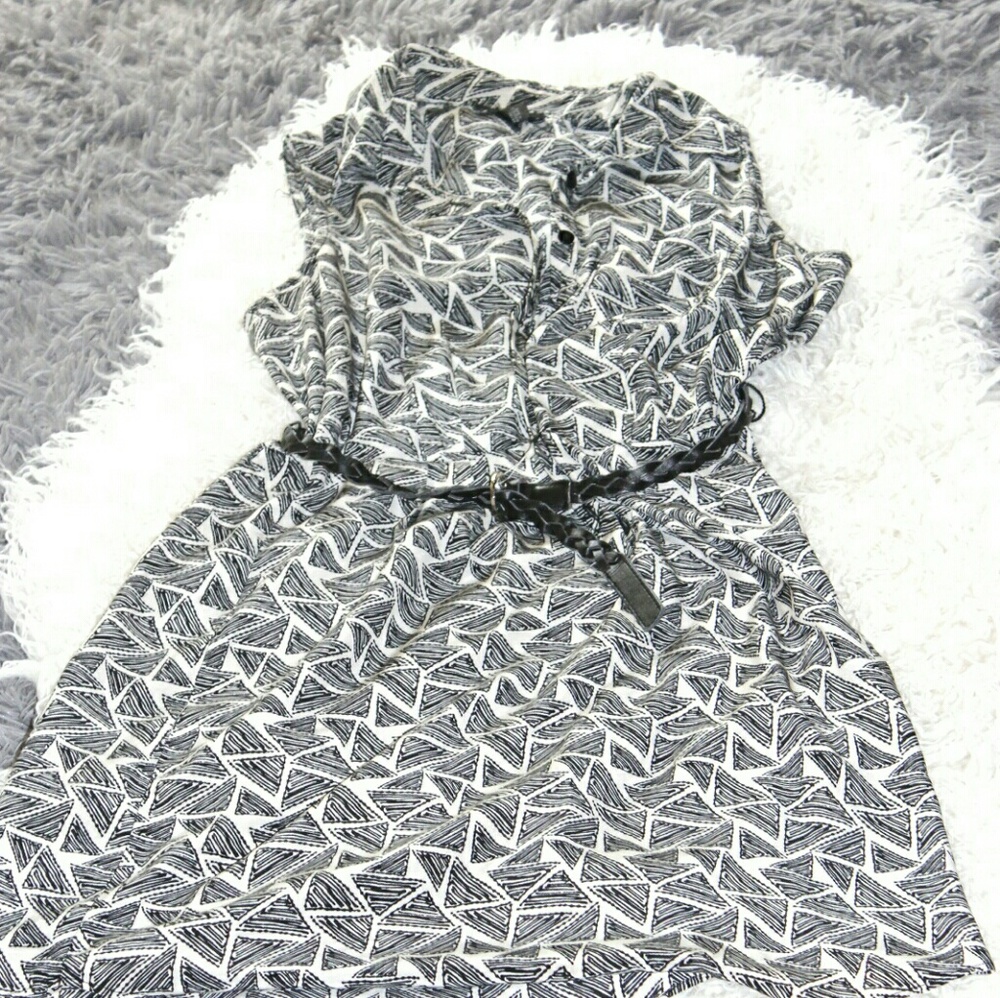 Black and white patterned dress with belt