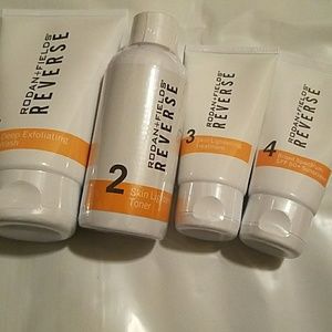 Rodan + Fields. Reverse Lightening regimen