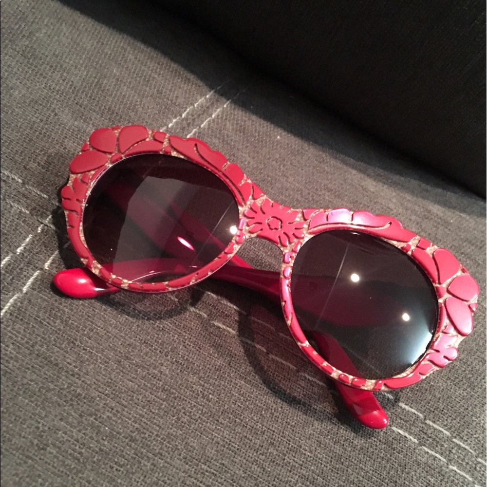 Dolce & Gabanna sun glasses
