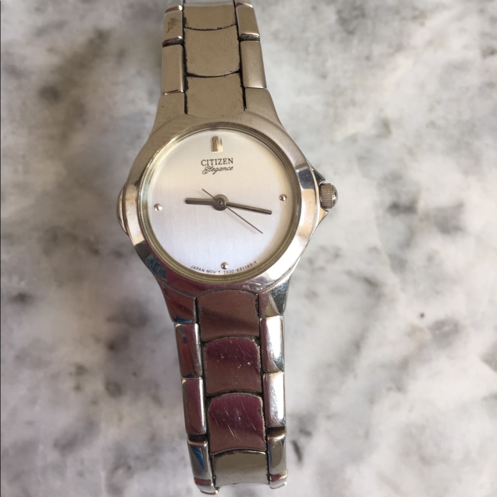 Citizen elegance watch - New battery - works!