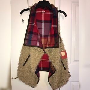 Sherpa Fur Vest with reversible Plaid