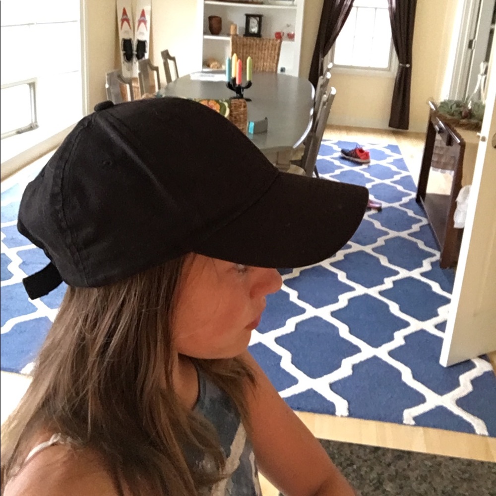 Black baseball cap