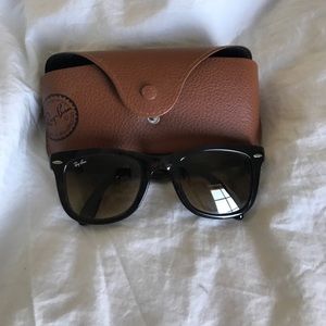 Ray bans folding wayfarer- brown tortoise shell