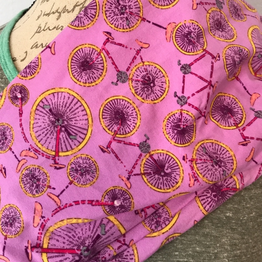One Size Lularoe Bicycle Leggings