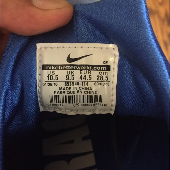Nike x Undefeated Huaraches main image 2
