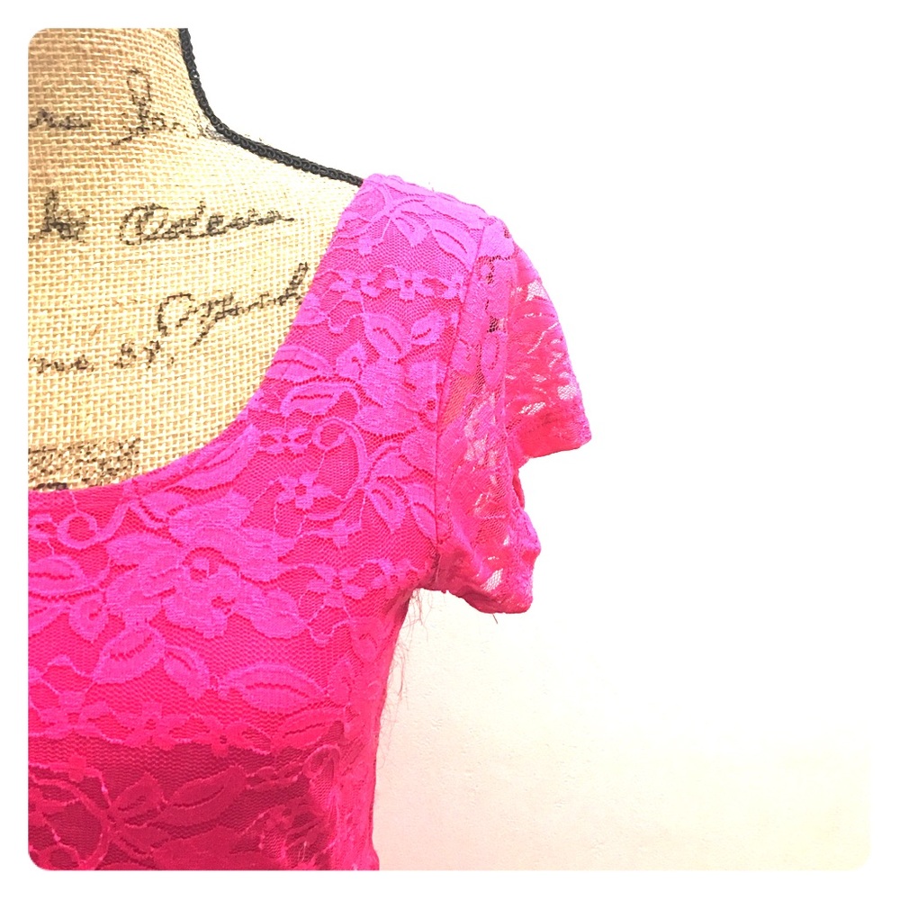 Fuchsia dress and scarf