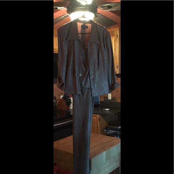 Mother of bride dress - Picture 2 of 3