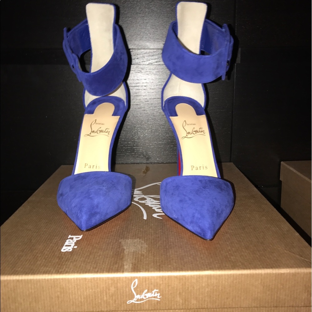 WOMAN'S BRAND NEW CHRISTIAN LOUBOUTIN