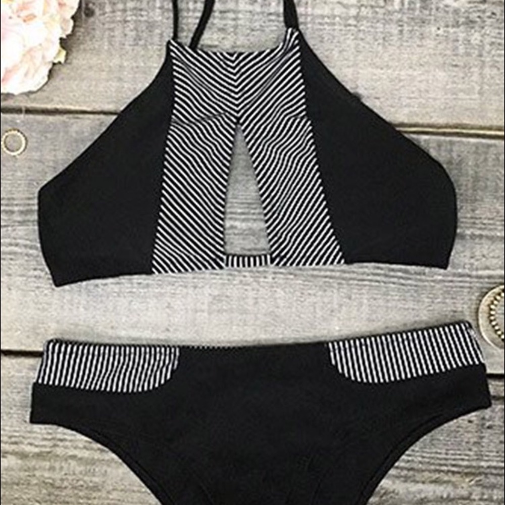Cupshe bikini. NWT