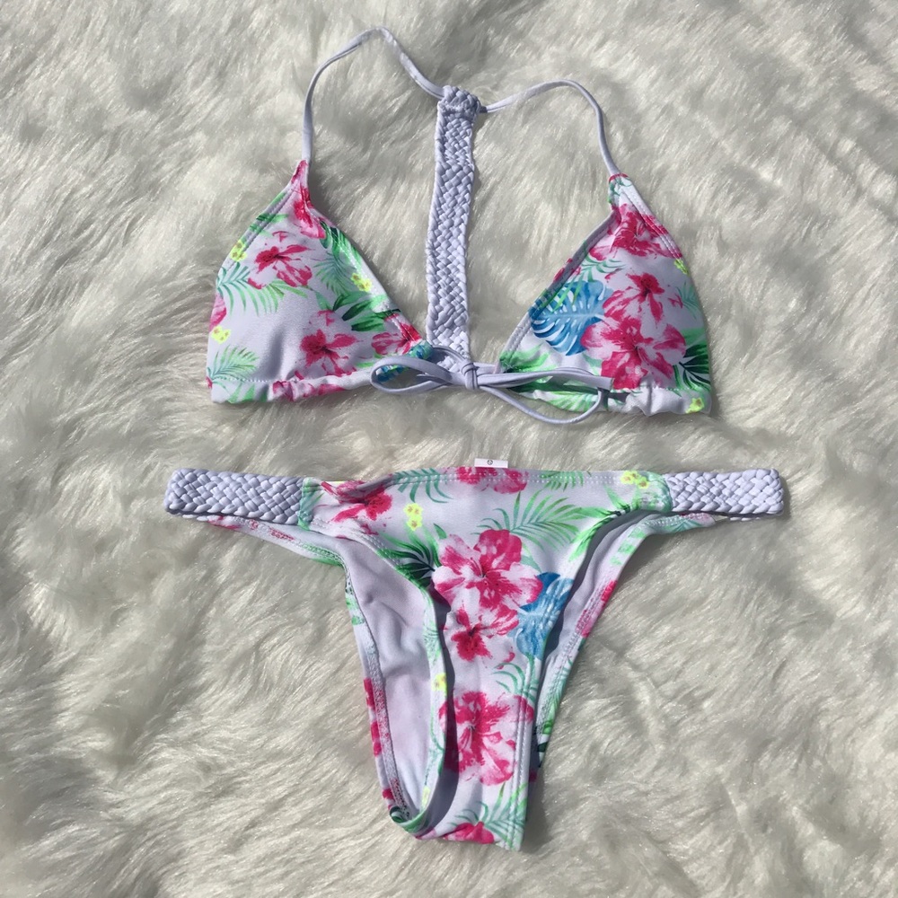 NIP Floral cheeky triangle bikini set