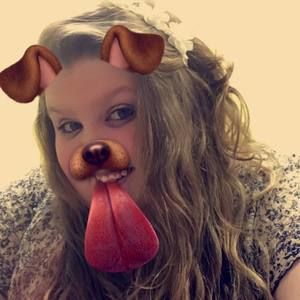 Meet your Posher, Katelyn