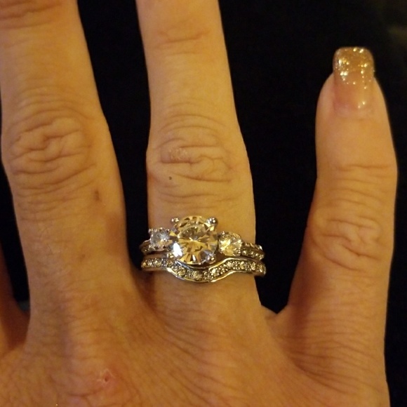 Wedding Set - Picture 6 of 6