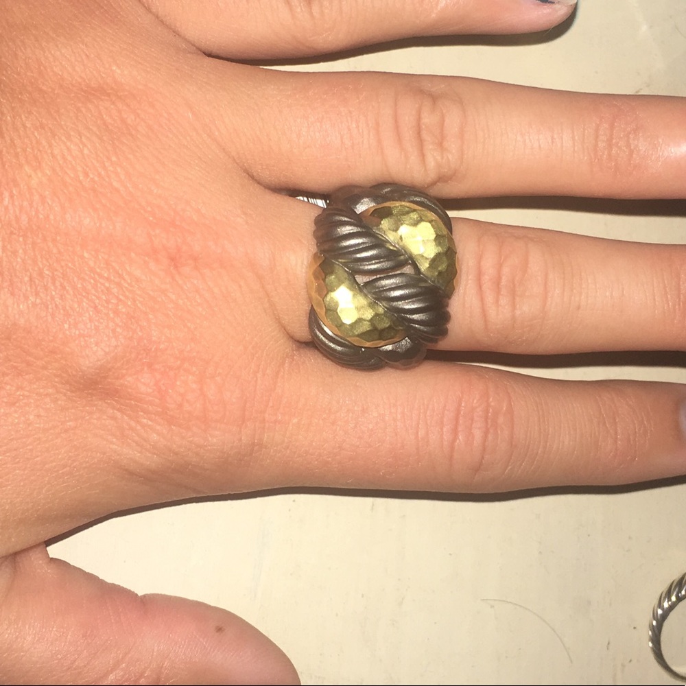 Two Toned David Yurman Ring size 7.