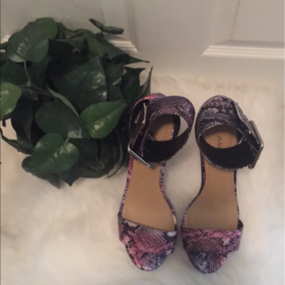 SOLD JustFab Faux Snake Skin Heels - Picture 2 of 8