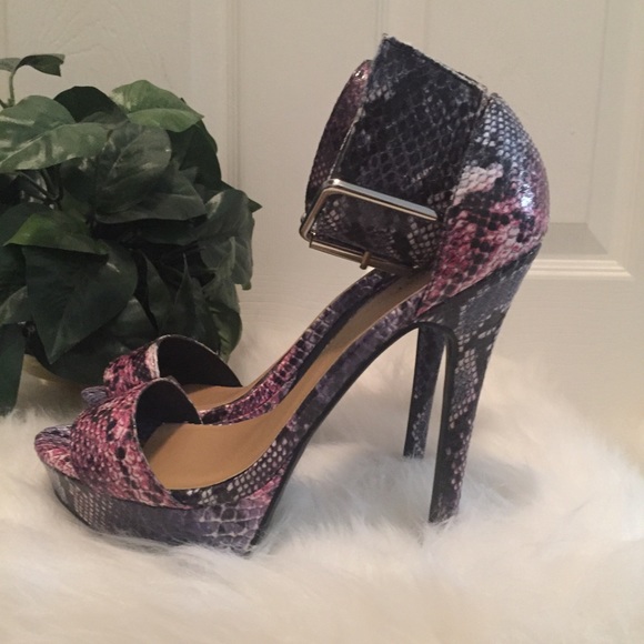 SOLD JustFab Faux Snake Skin Heels - Picture 5 of 8