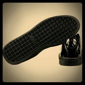 Patent leather Pumas