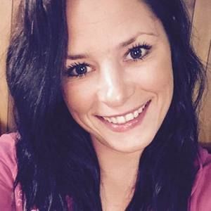 Meet your Posher, Raelea