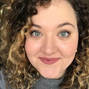 Meet your Posher, Courtney