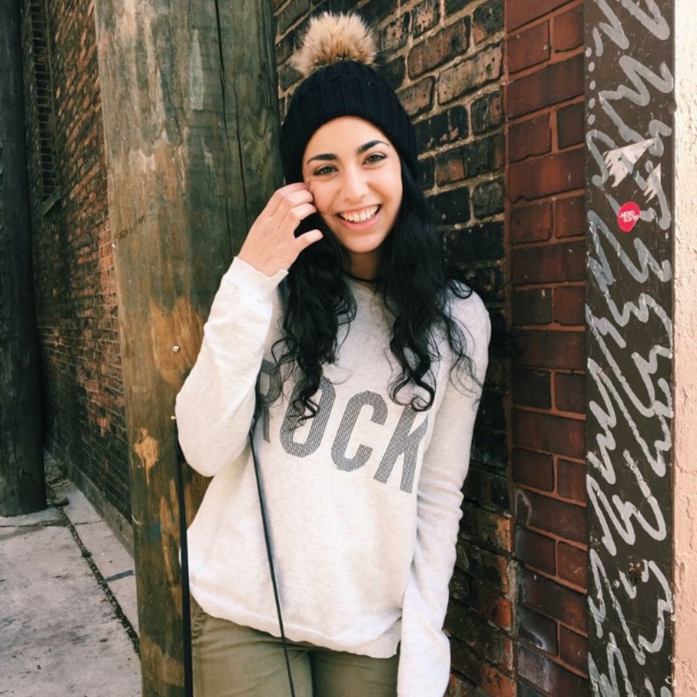 Meet your Posher, Dani